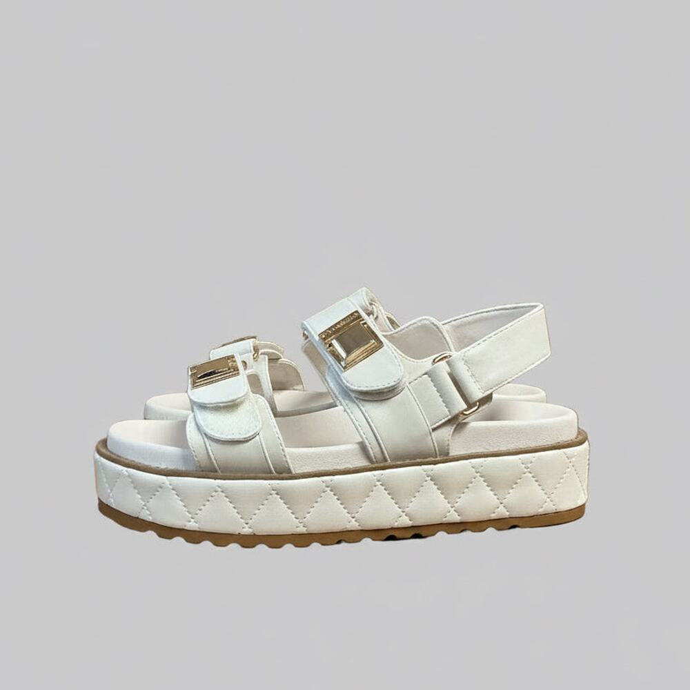 Steve Madden cream platform sandal, Size 7.5, BRAND NEW!